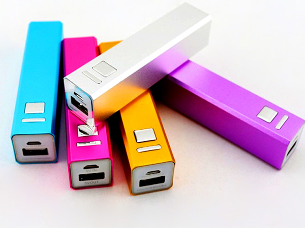 Portable Mobile Phone Mini Power Bank 2200mAh Single 18650 Battery as Promotional gifts