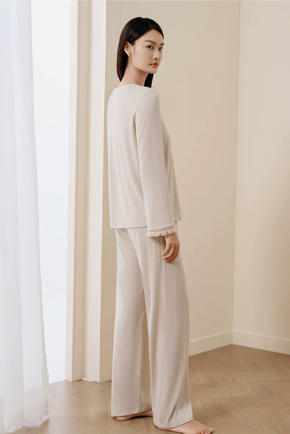 Mulberry Silk Pajama Set for Women – Warm Relaxed-Fit Loungewear