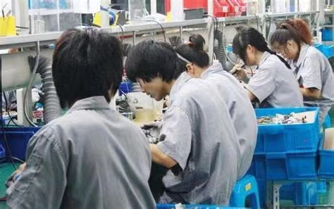 75dB Outdoor Mobile Phone Signal Booster 5000sqm Exterior Cell Phone Booster