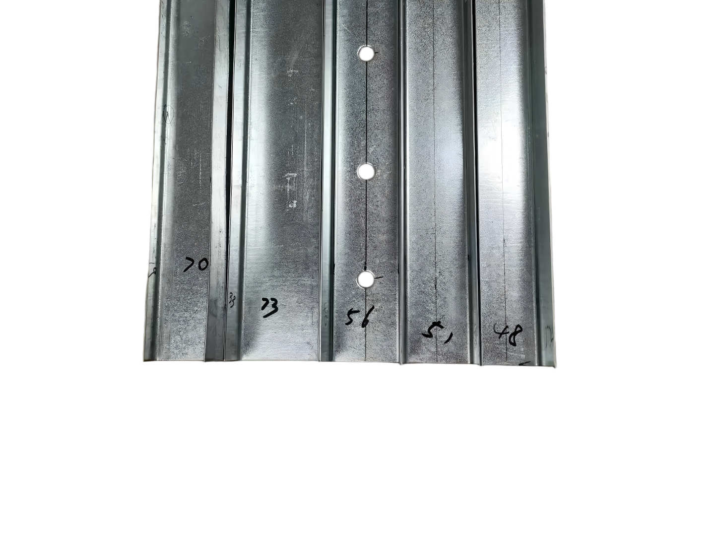 New Popular 1.0-1.5mm Carbon&Galvanized Steel C Profile U Profile Door Frame Roll Forming Machine With Punching Device
