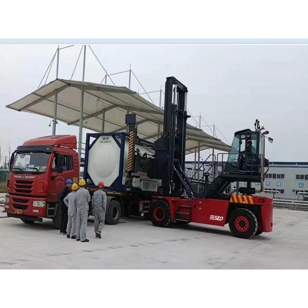 Empty Container Handler with  QSM11-330 Engine