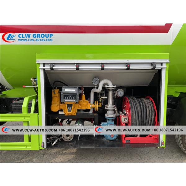 HOWO 8tons Propane Bobtail Truck LPG Tank Truck