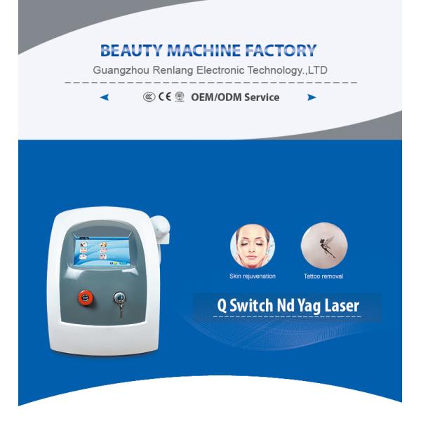 Laser à commutation de Q de ND Yag pour la thérapie de colorant de sourcil de taches de peau de carbone de Remvoal de tatouage