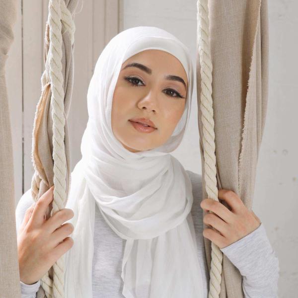 Wholesale High Quality Musulman Premium Cotton Voile Plain Solid Color Tudung Bawal Traditional Muslim Women Scarves Shawls