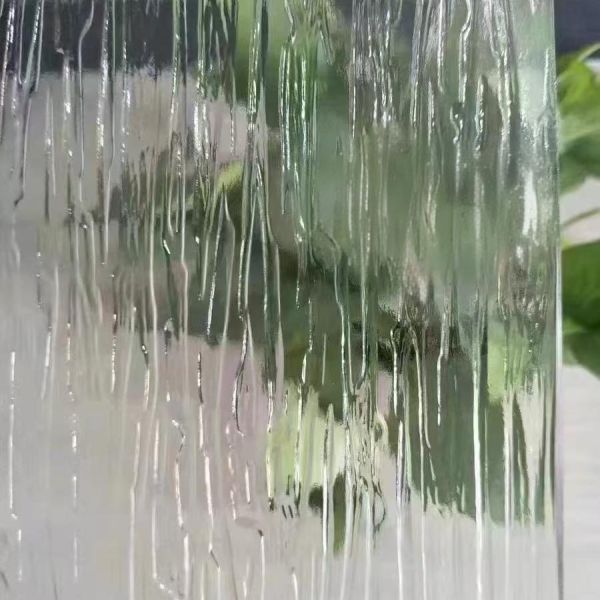 Stylish Decorative Display Case Glass Panel For Collectible Treasures Showcase Application