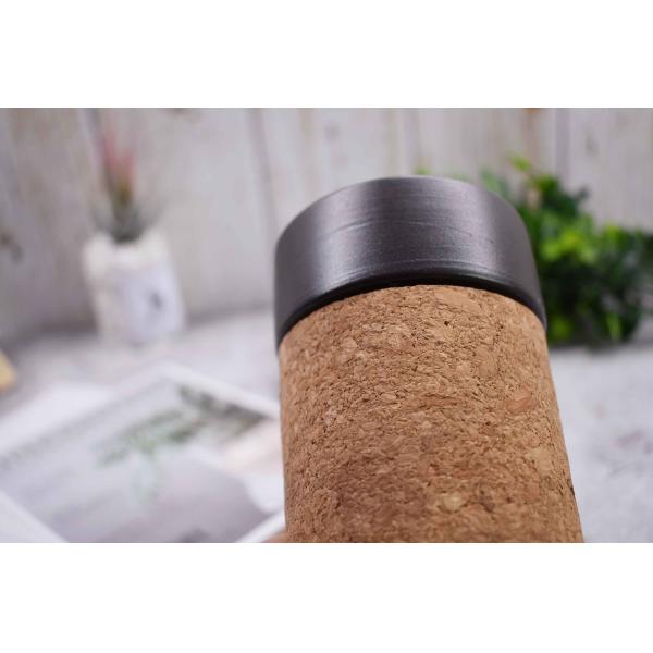 ISO9001 Custom Cork Cup Sleeve Antiskid Thermal Insulation For Glass Water Bottle