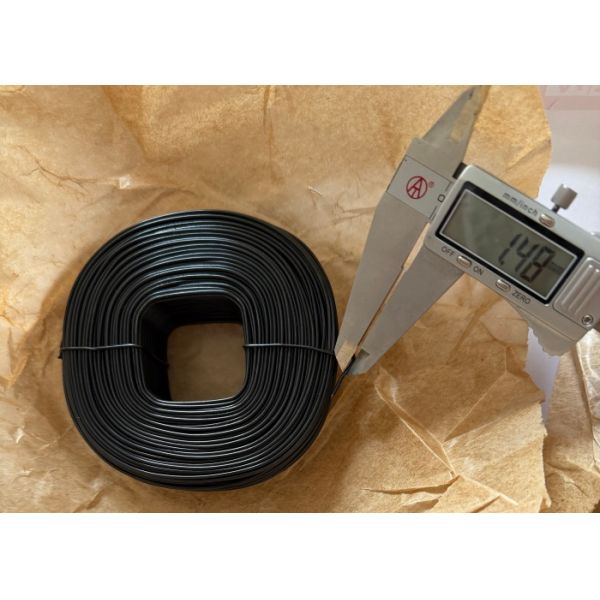 1.48mm 16.5Gauge 3.5lbs Square Hole Type Black Annealed Tie Wire for tie work