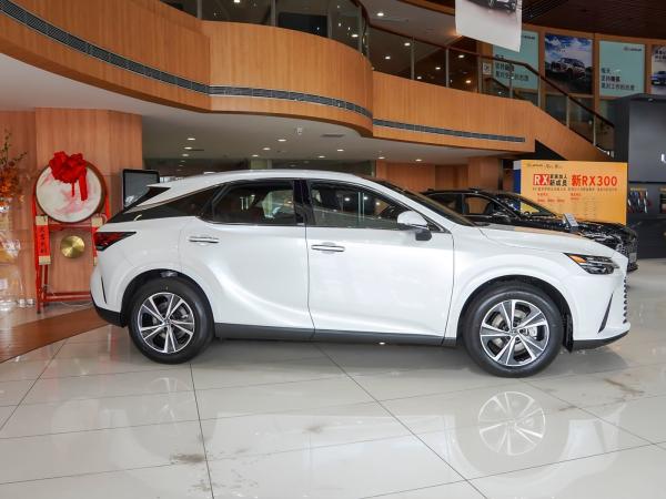 Get the Best Deal on Popular Used Cars Lexus RX 2025 350h AWD Midsize-Large SUV with Materials and Modern Design