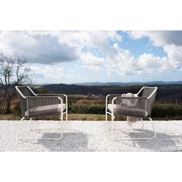 European Design Style Outdoor Furniture Set with Metal Frame and Rope Weave