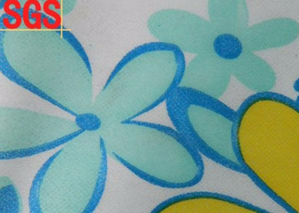 Perforated PP Spunbond Non Woven TNT Table Cloth With Printing Pattern Antibacterial