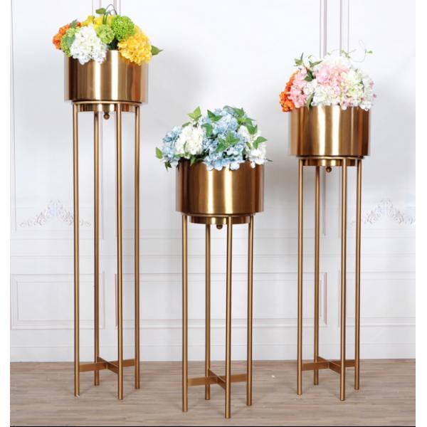 Luxury vase gold metal decorative flower vase with metal stand perfects for wedding decor