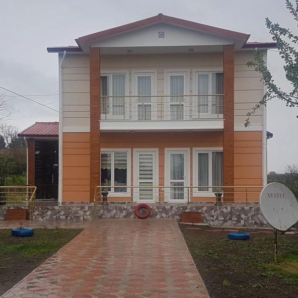 Anti terremoto espessura de aço 1,0 da casa da casa pré-fabricada da luz de 8 graus para a moldação do parafuso prisioneiro