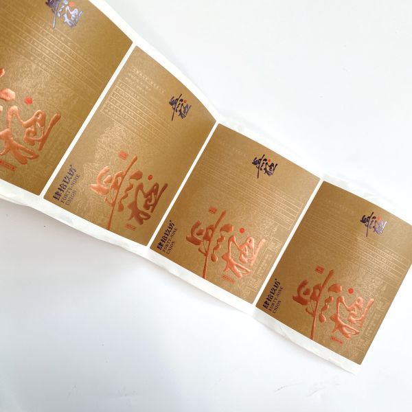 Customized Size Gold Embossed Foil Printing Wine Label with Texture Paper Roll Label