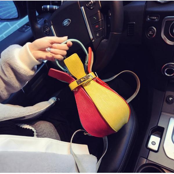 2016 street fashion vase Backpack new female fashion color of spring