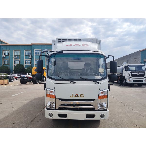 JAC Ice Cream Refrigerated Box Truck 4*2 Refrigerator Truck