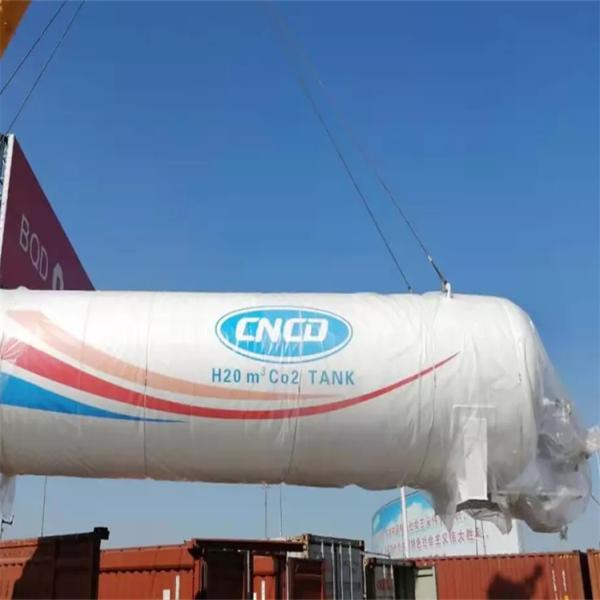 El tanque de almacenamiento criogénico de las válvulas de control para la gasolinera líquida