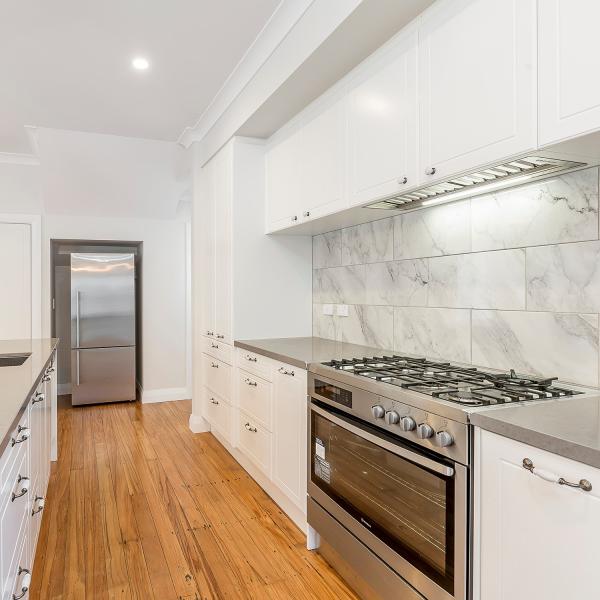 PVC Modern Lacquered Cabinets Island White Shaker Modular Textured Laminate Kitchen Cabinets