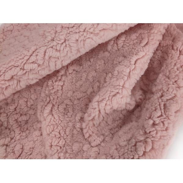 Pink Polyester Sherpa Fleece Fabric 445 Gsm Winter Warm Thick Blanket