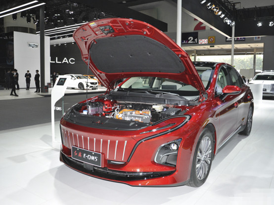Автомобиль с автоматической коробкой передач