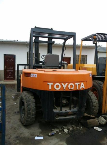 Mini used fd70 forklift for sale