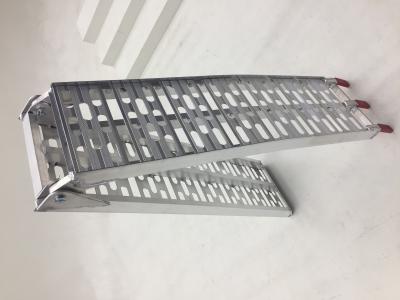 Aluminum Folded 340kg Capacity Steel ATV Ramps With ISO Certification