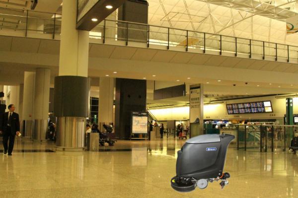 40L Ride On Scrubber Dryer Auto Floor Scrubber With 20 Inch Single Brush