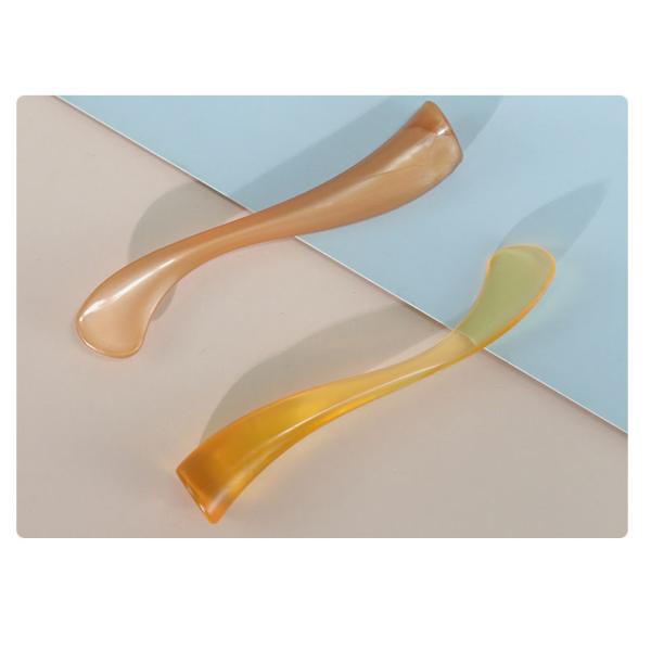 Plastic Custom Cosmetic Packaging Luxury Face Cream Spoon 71.7mm * 13.7mm