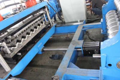 Rolo corrugado do sistema de controlo silo de aço hidráulico que forma a máquina para o Sidewall