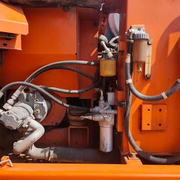 Хитачи Ex90 Ex60 Использованные экскаваторы с ползучим двигателем Максимальный крутящий момент 133,5 фунтов/фут