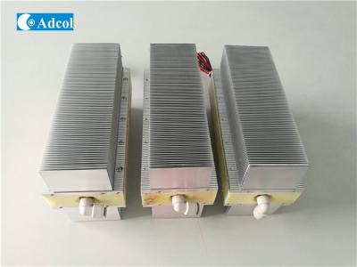 Refrigerador térmico eléctrico de corrente contínua Peltier