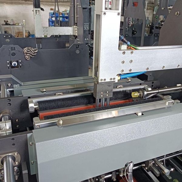 Box Wrapping Machine with Auto Mould Setting