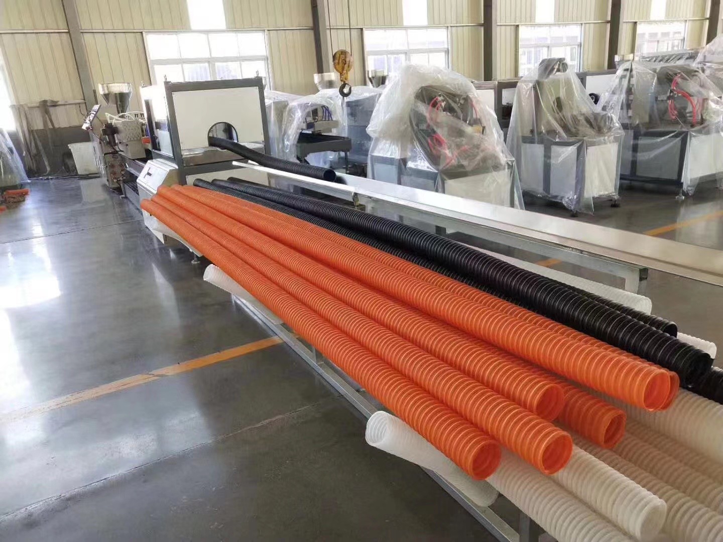 50-160 мм HDPE двойной стены гофрированной дренажной трубы Машины низкой плотности легкий