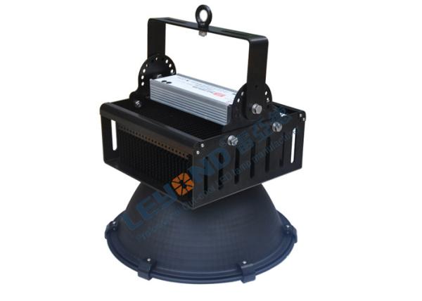 100lm / W 70 - 200w Led Highbay Light Save Engery For Parking Lot