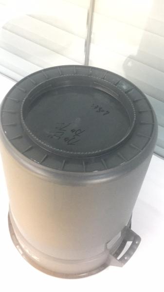 plastic dustbin for kitchen closed 40L Plastic Round Waste bin