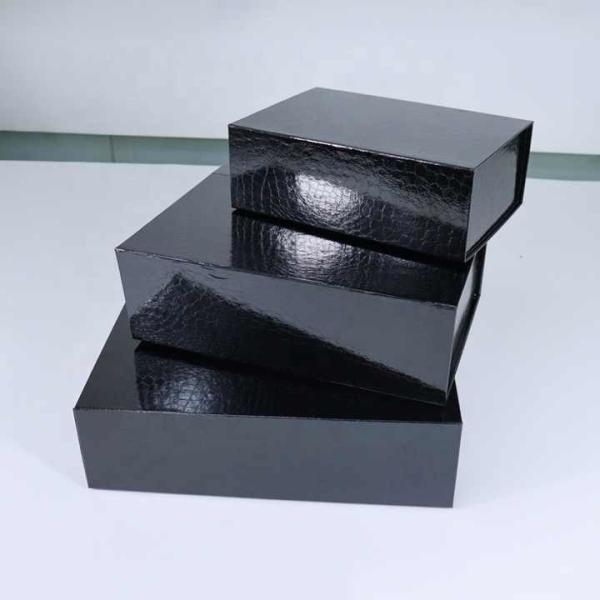 Wholesale Custom Gift Cosmetics Clothing Packaging Black Specialty Crocodile Leather Magnetic Folding Box