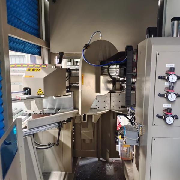 Centro de corte de alumínio inteligente do CNC para a porta da janela que faz com função de cópia