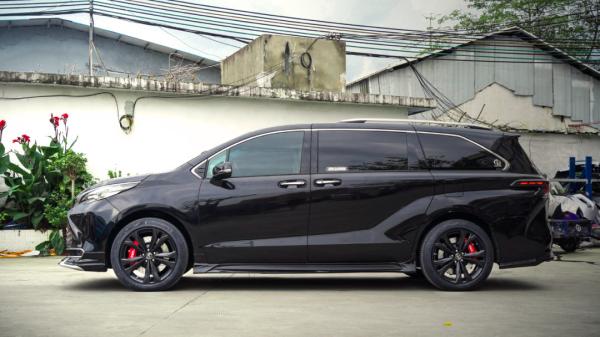 Compasso de calibre do pistão de Toyota Sienna Big Brake Kit 6 para o pistão do freio 4 de Front And Integrated Electronic Parking para a parte traseira