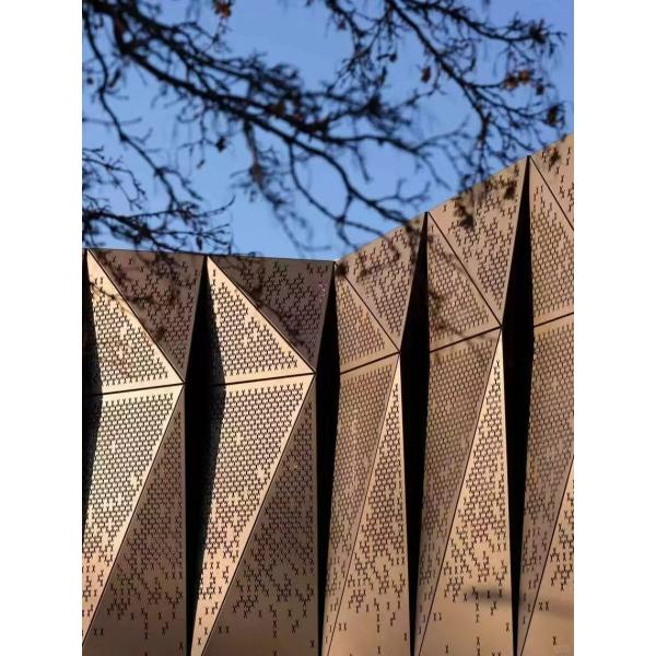 0.5mm - 1.5mm Aluminium Strip False Ceiling Aluminium Baffle Ceiling For Shopping Mall