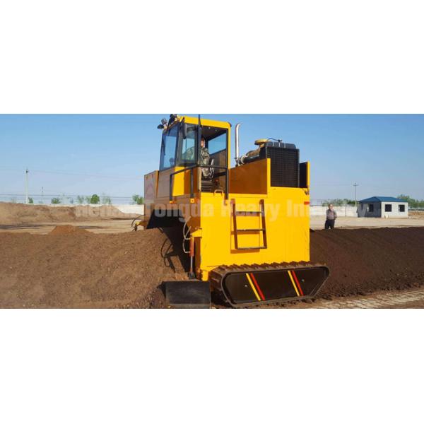 Fully Automatic Crawler Compost Turner Organic Fertilizer Equipment 2600mm Width