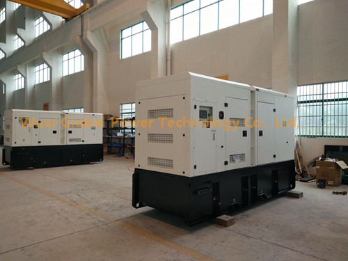Perkins 225 KVA / 180 KW Silent Diesel Generator Set 400V / 230V 3 Phase