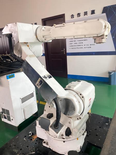 XRC Charge utile du bras robotique utilisé 20 kg Yaskawa CR20 Robots de salle blanche, robots de manutention de matériaux, robots de ramassage et de placement