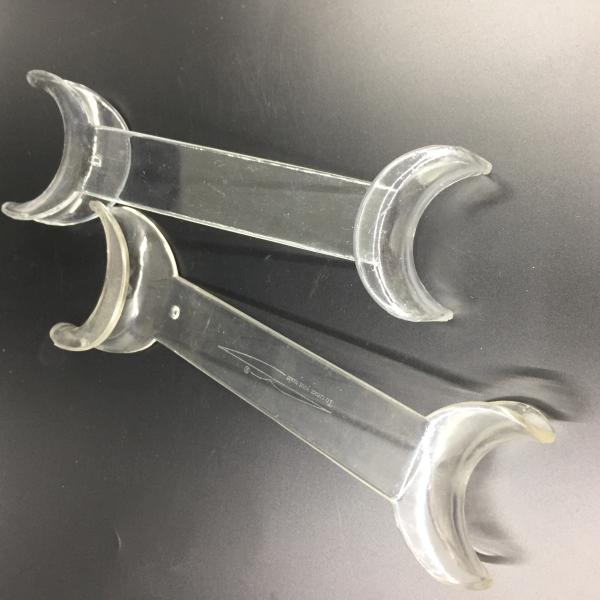 Medical Dental Cheek Retractor , Fishtail Clear Disposable Cheek Retractors