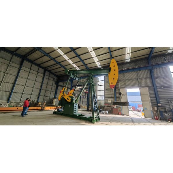 API 11E Standard Crank Balance Light Weight Pump Jack for Oilfield Pumping Unit