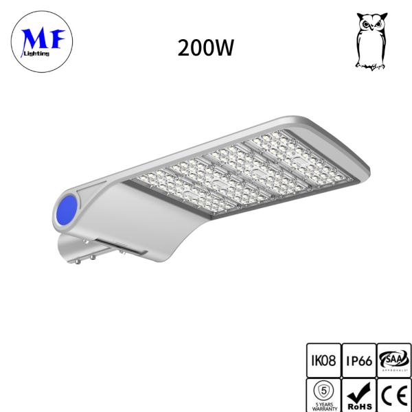 IK08 IP66 30W-240W Iluminação de rua LED exterior com fotocélula Para estacionamento Aeroporto Pista de pouso Área do porto Estação ferroviária