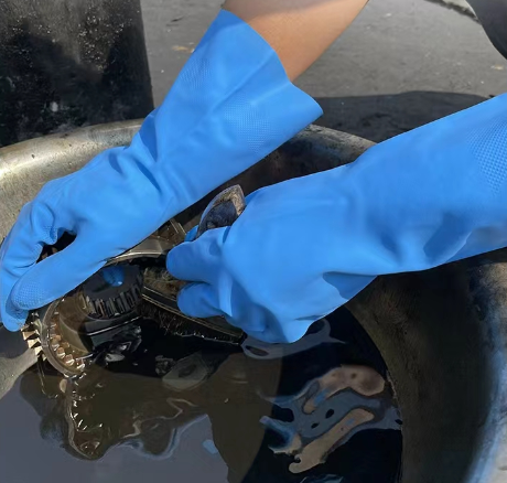 Unflocked Lining Blue Nitrile Glove For Chemical Handling 8mil