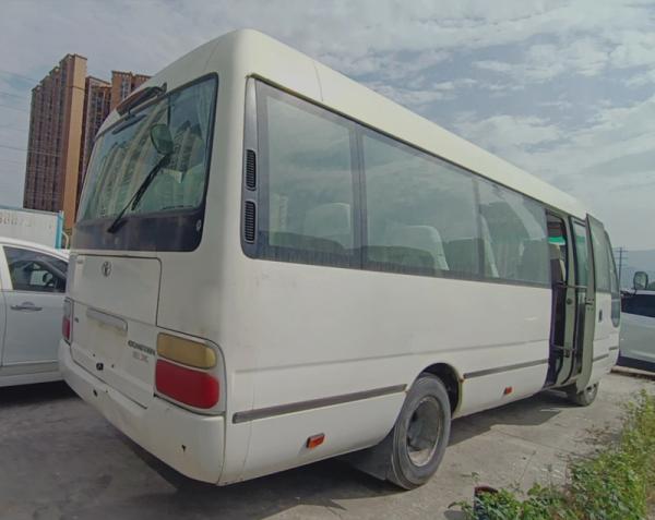Used  Bus 23seats LHD Mini Bus With Manual Transmission And Diesel Fuel Type