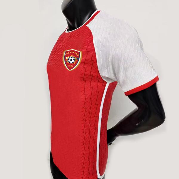Camisa de futebol de qualidade tailandesa vermelha