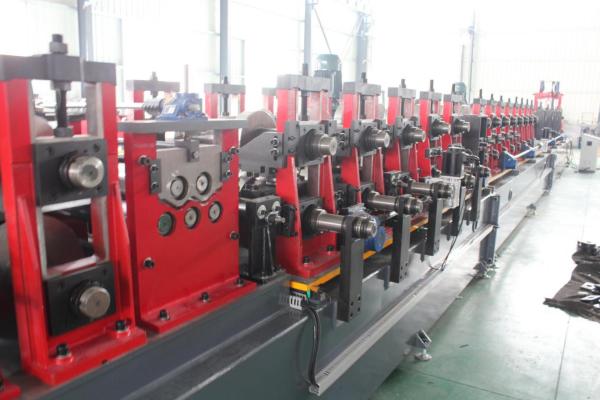 Máquina perfiladora hidráulica de correas CZ 100-300mm de ancho