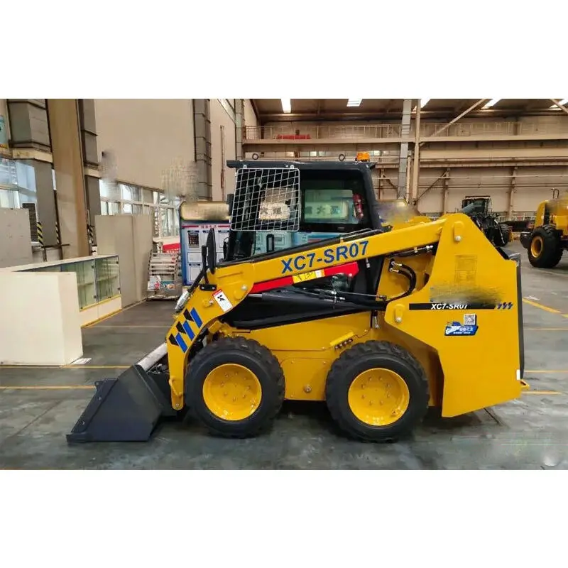 XCMG 0,9 тонны земля двигатель машины Скид Стер погрузчик 50HP XC7-SR07B
