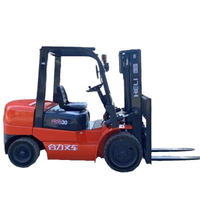 HELI 3T chariot élévateur d'occasion hauteur de levage 3 m avec mât et côté de conteneur